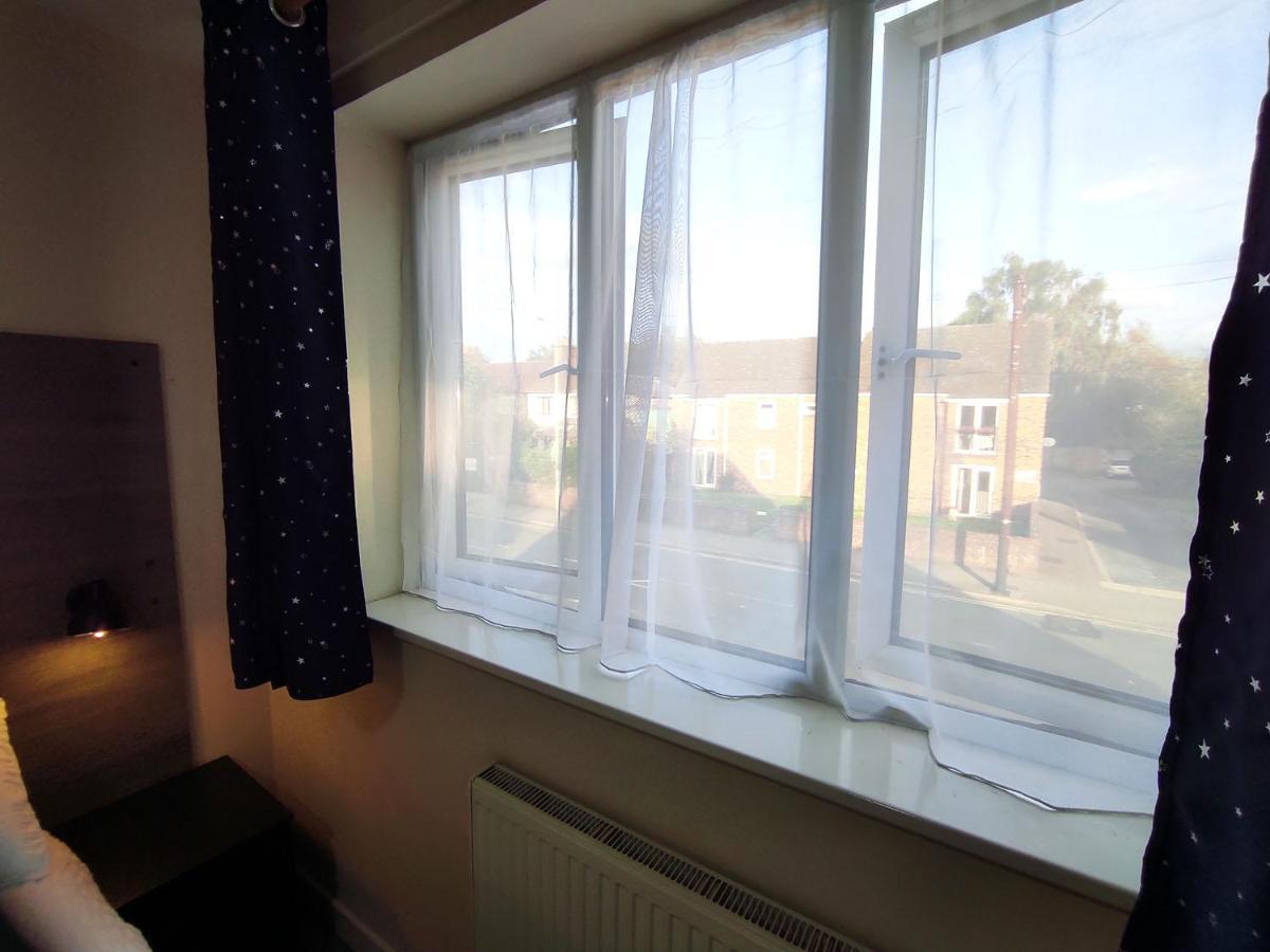 Osney Willow Studio Flat - Self Contained Studio Flat Оксфорд Екстер'єр фото